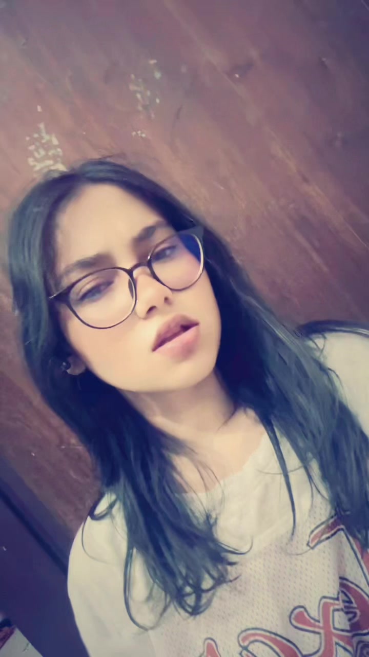@leona