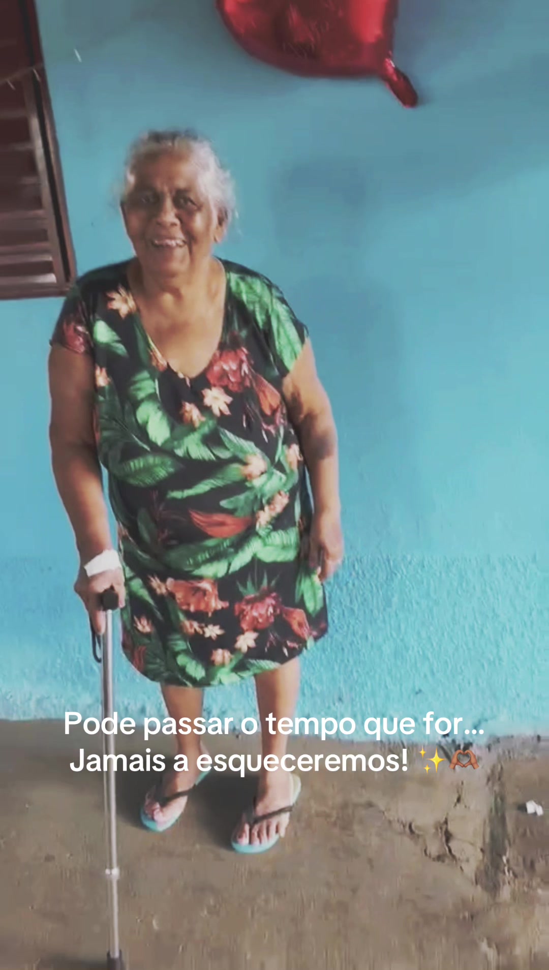 @loyanneturibio