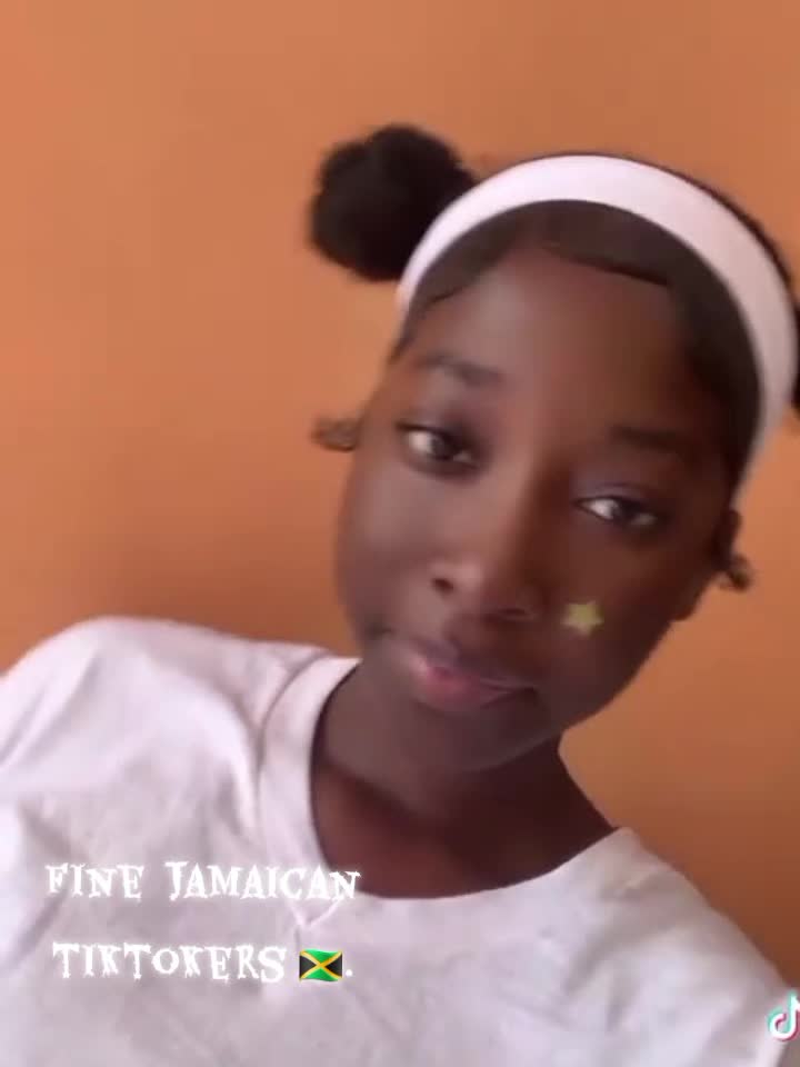 @𝐒𝐜𝐡𝐨𝐨𝐥𝐚𝐳 𝐄𝐝𝐢𝐭⭐️.