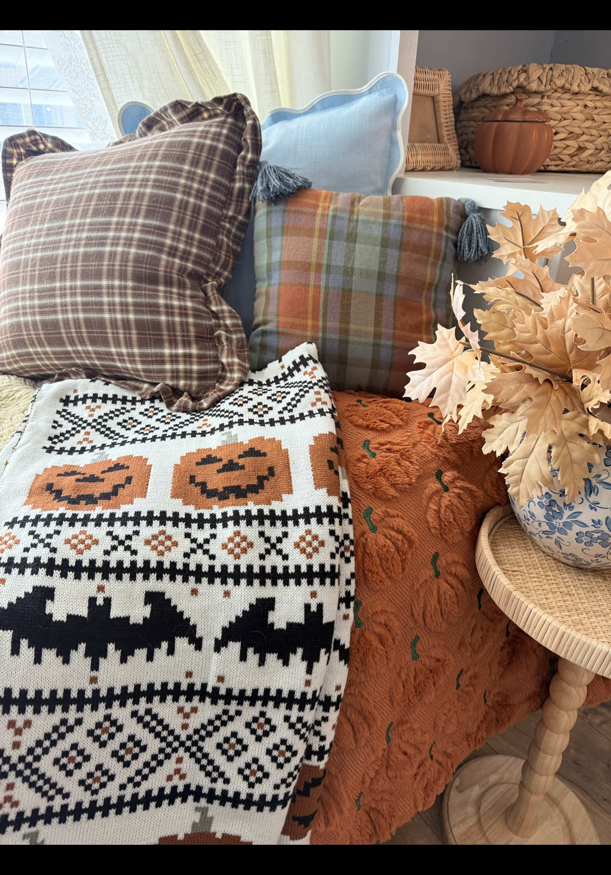@Crystal | Cozy Home & Holiday
