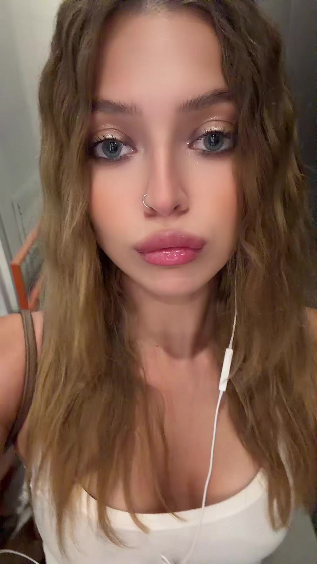 @florra044