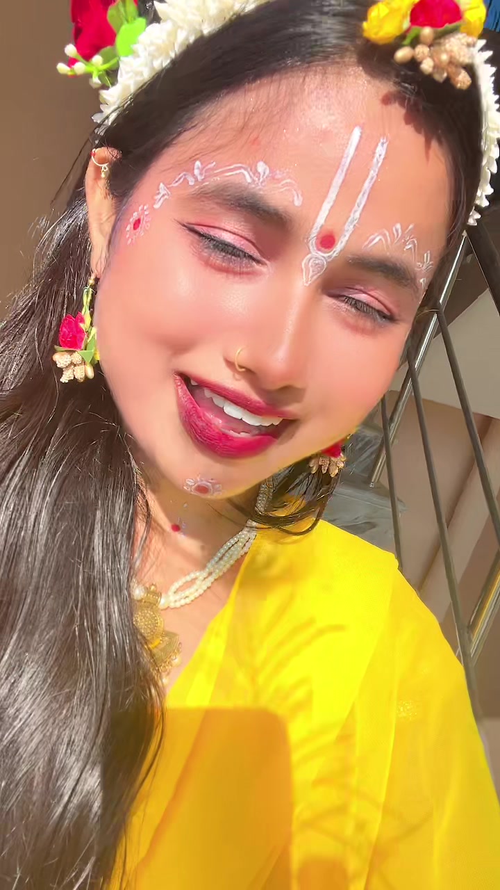 @Aachal Thakur👰🔥😎💐