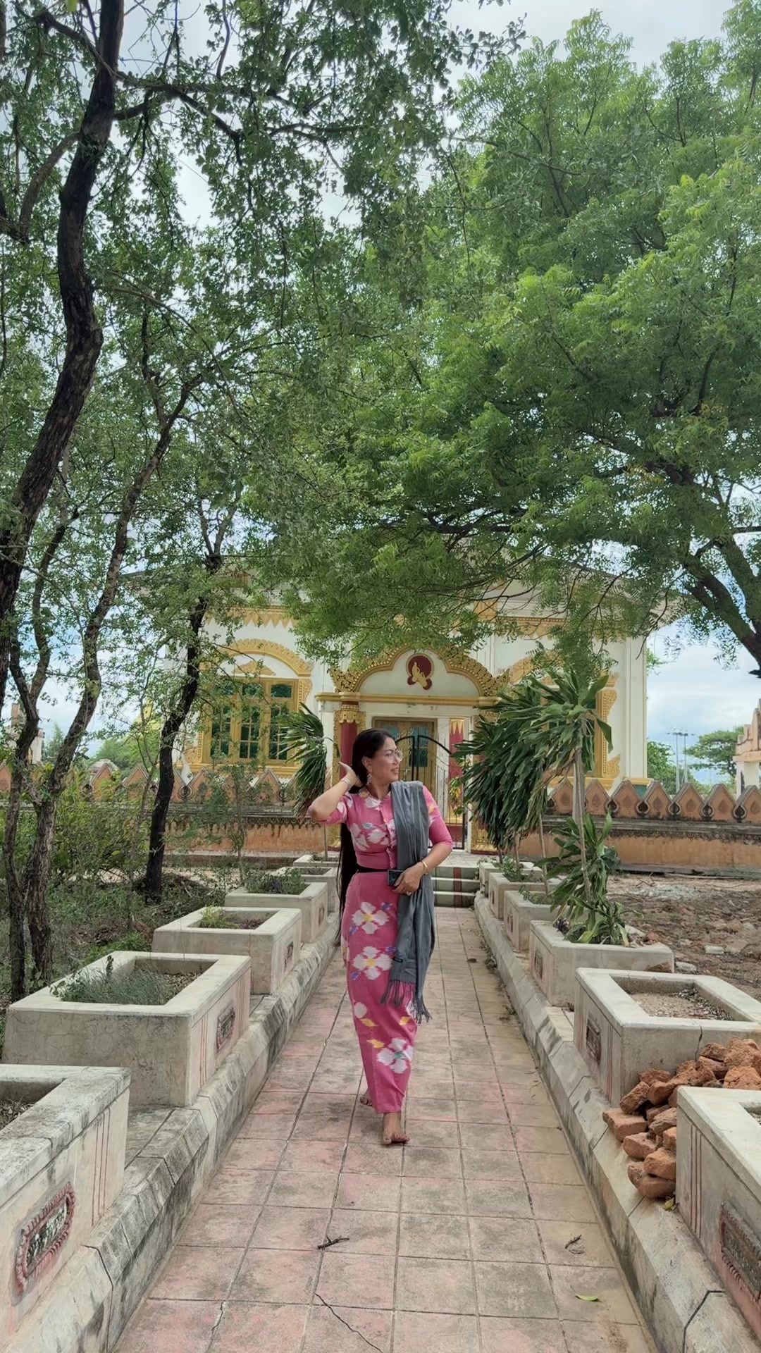 @Chit Myat