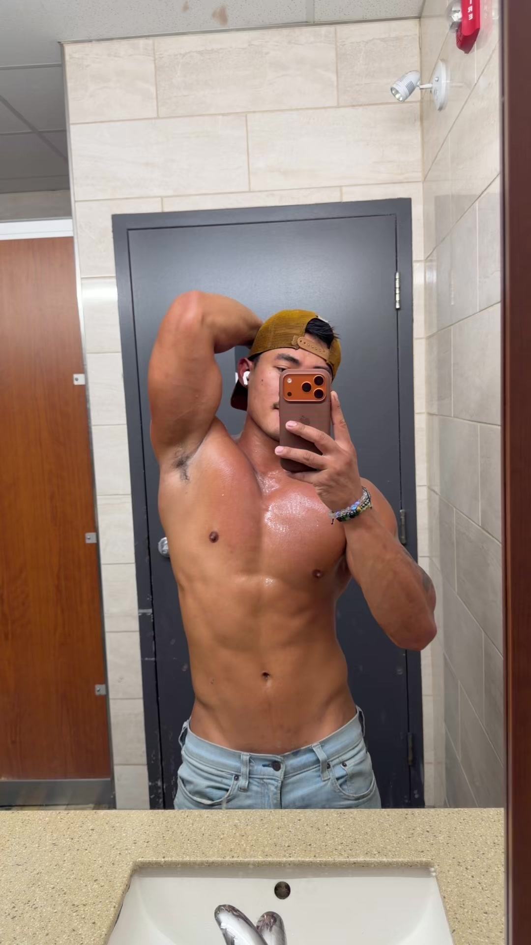 @Vini Vee Xxiera