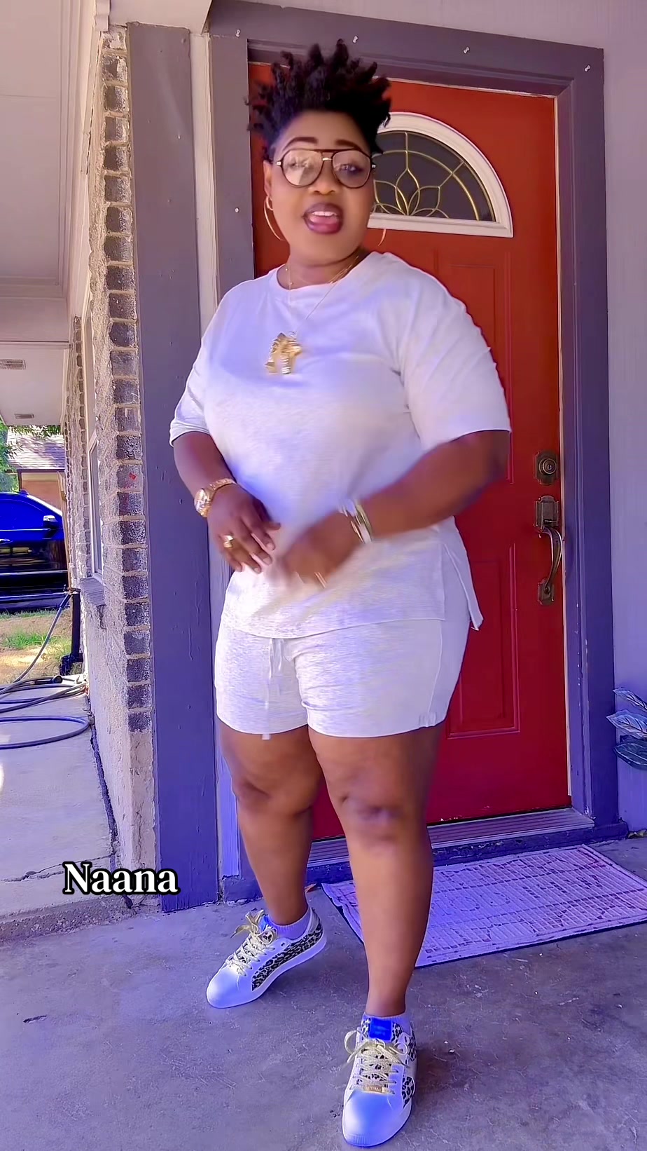 @naana