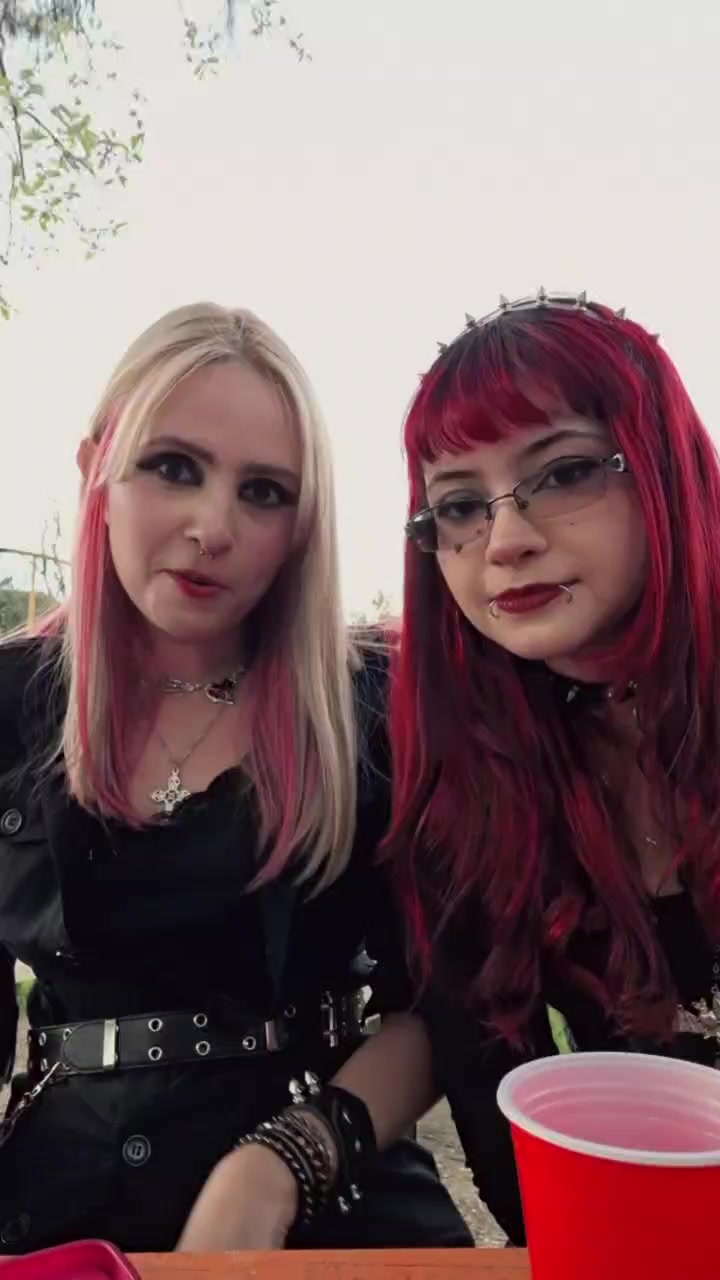 @bebel ☭ | coven da claudia