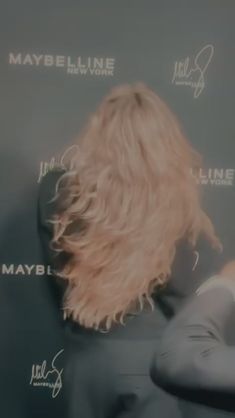 @Celebs.N.random