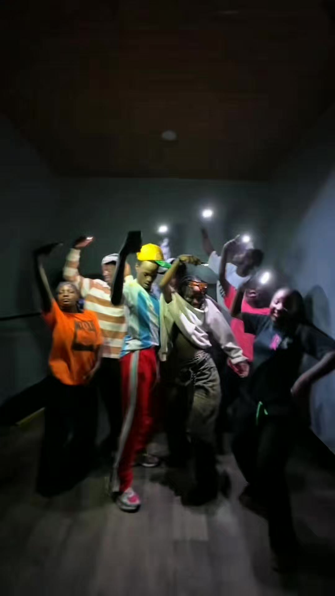@𝔊𝔦𝔩𝔟𝔬 𝔯𝔱𝔥𝔪𝔷🎧🌍🔥