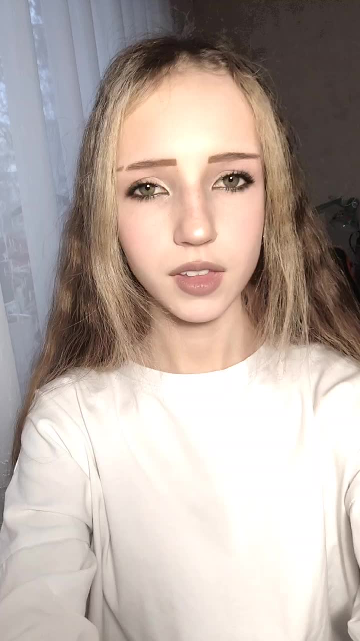 @Kiwvwra🍇