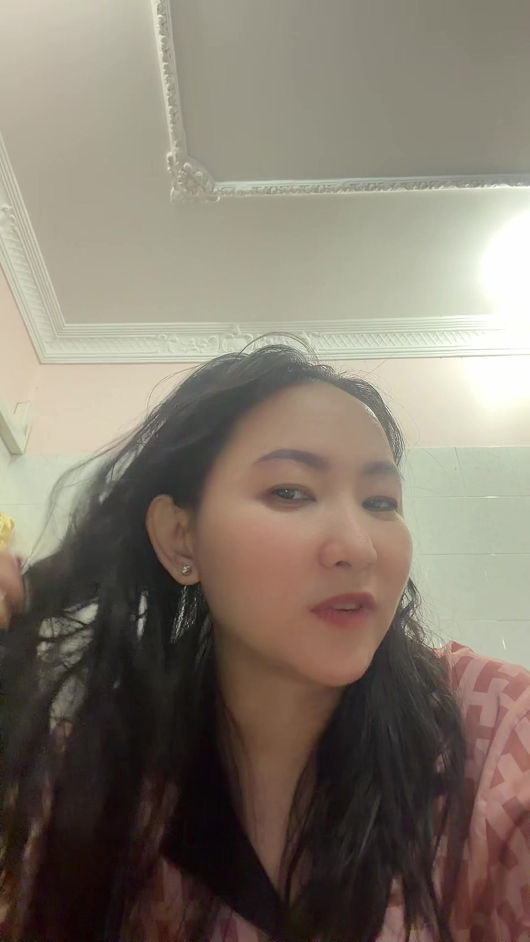 @លីនីន ហាងមាស ងួនលី