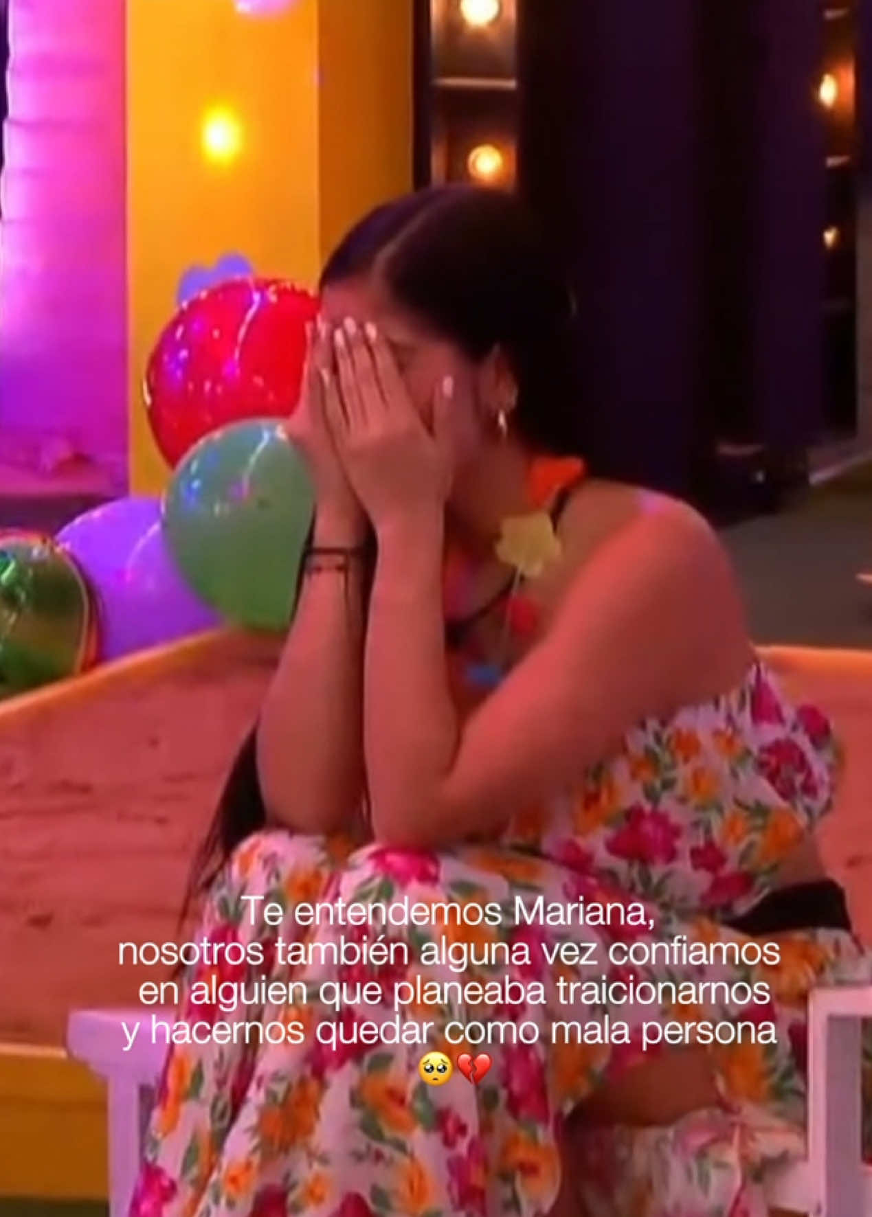 @Mariana Zapata