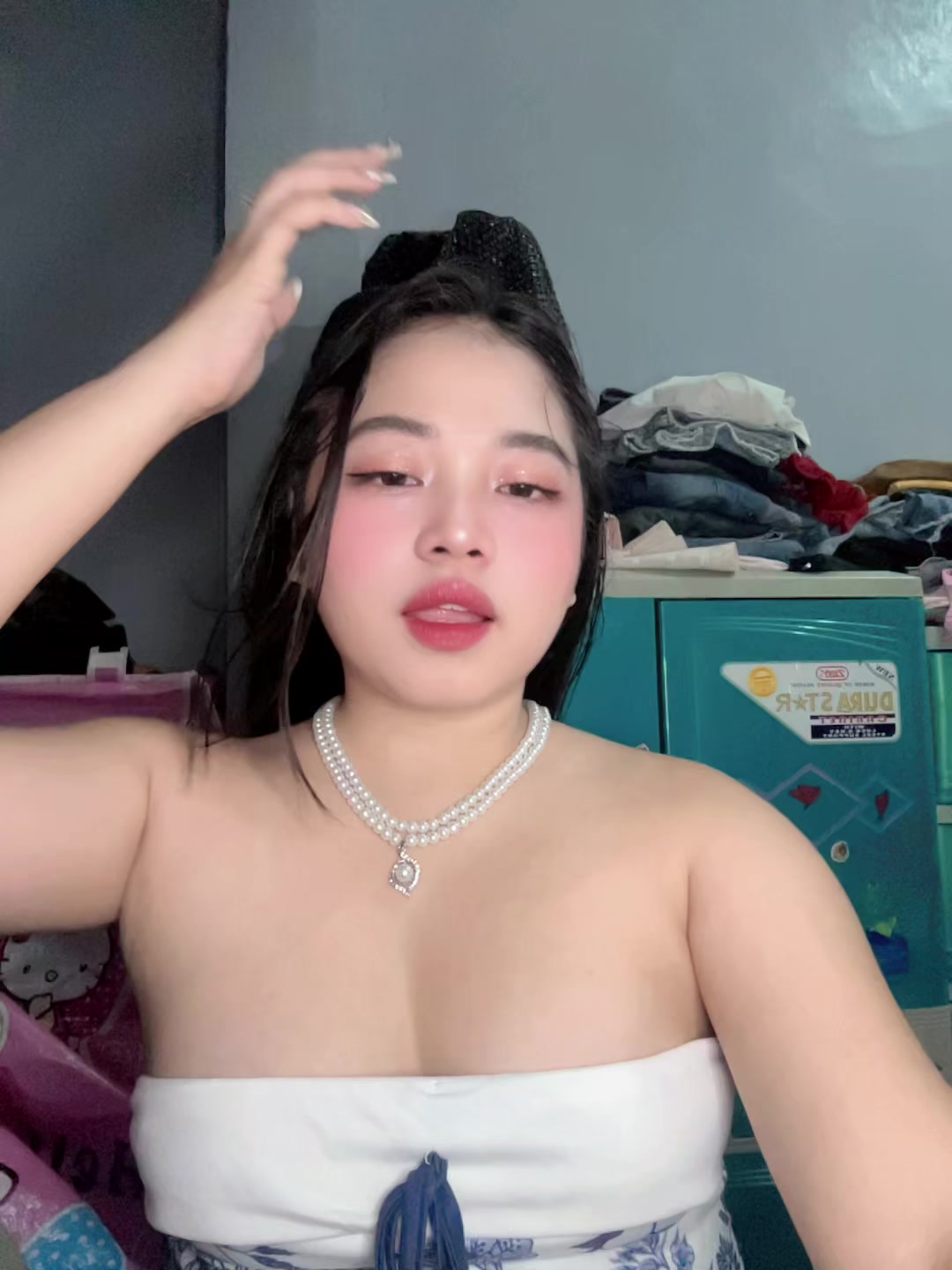 @zyrene