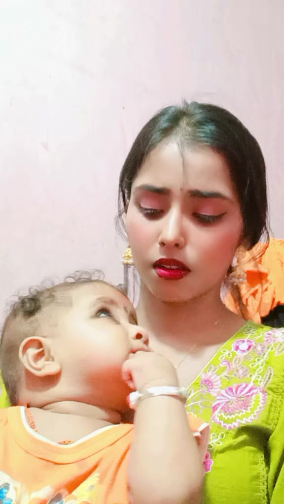 @rakhi thakur🌸🕊️