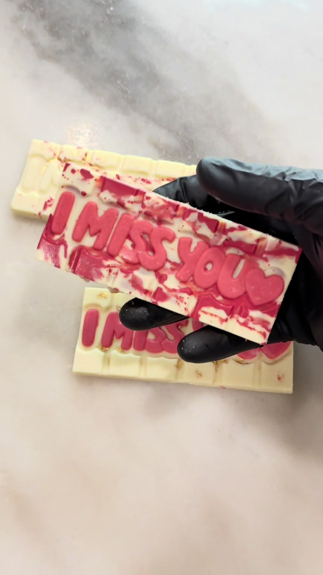 @MidniteChocolates