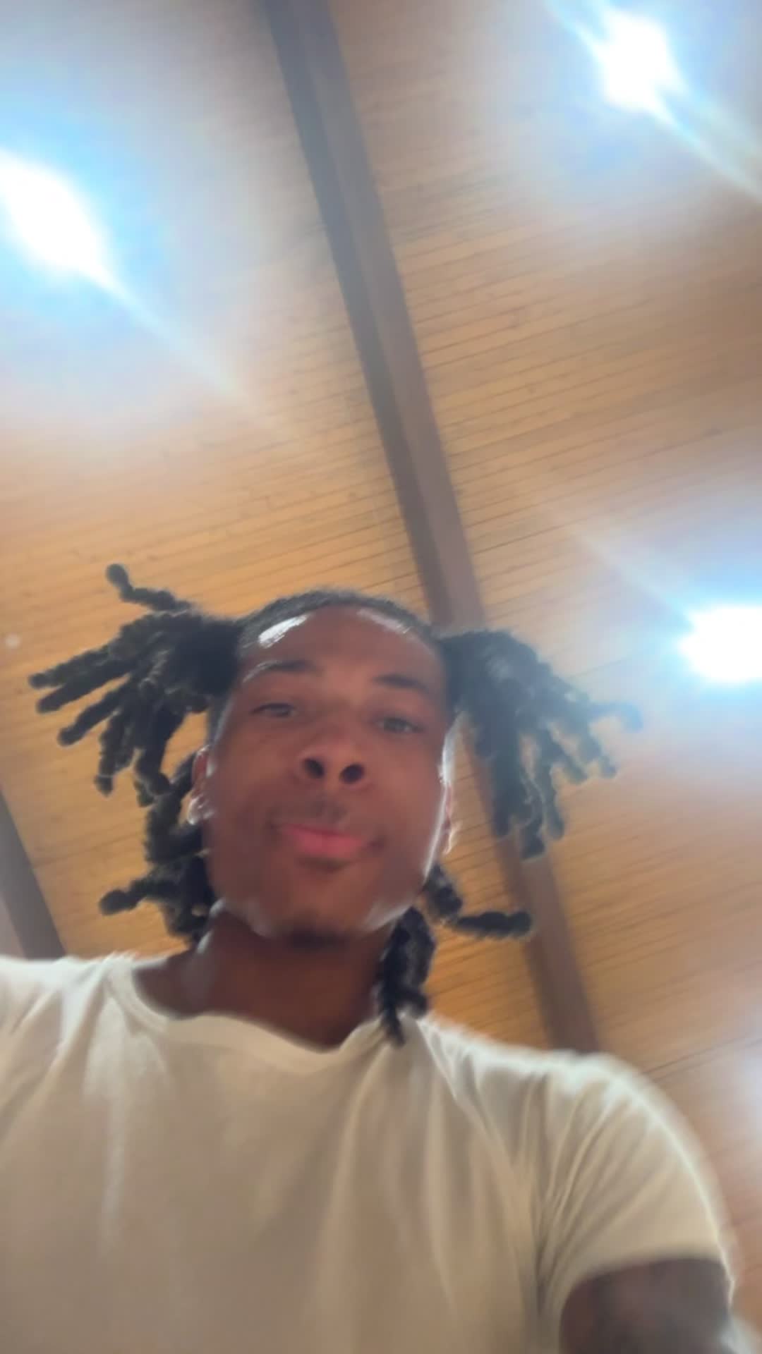 @︎︎︎︎