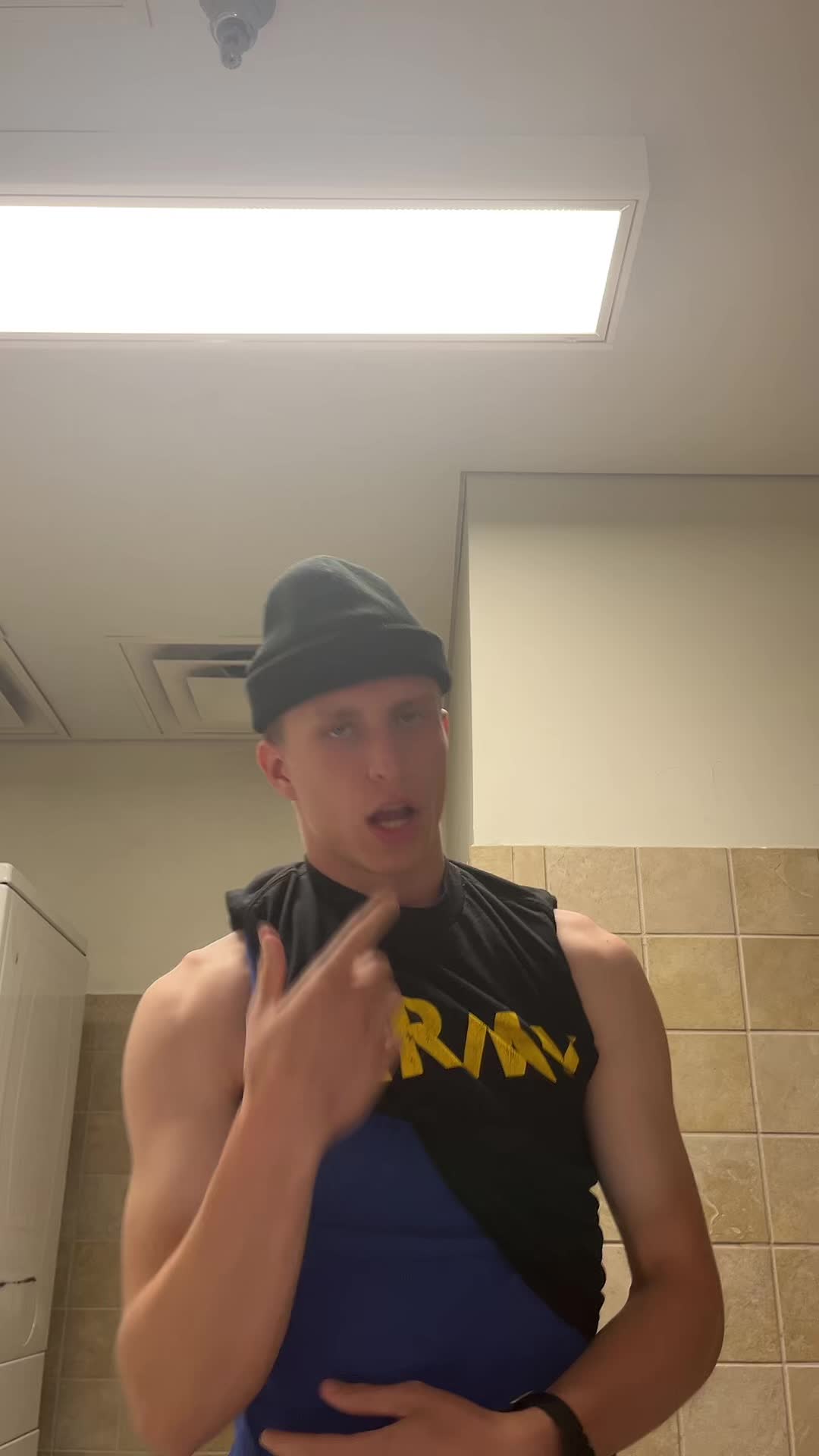 @yvng.danny.steppin