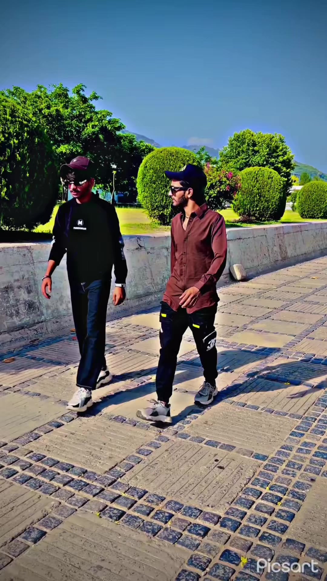 @Usمan GuجAR 🥷