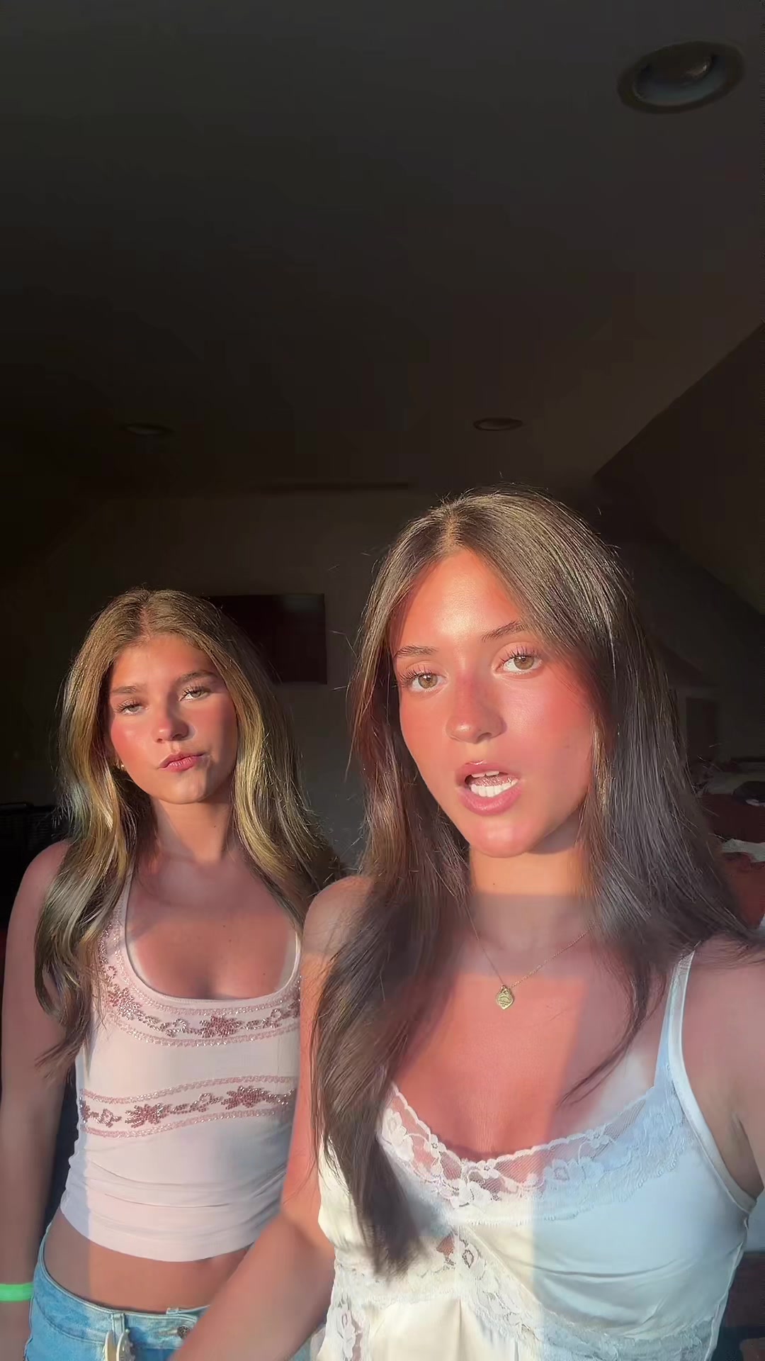 @Lily Kaplan