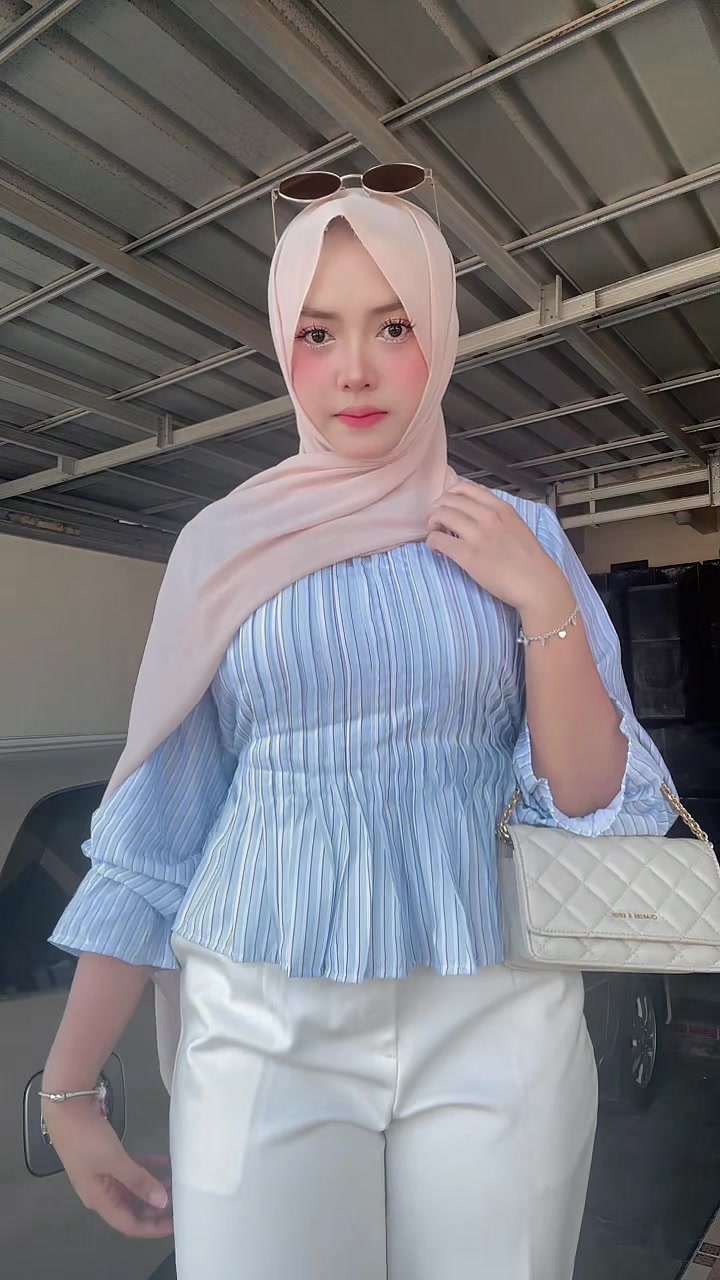 @cintaaaa