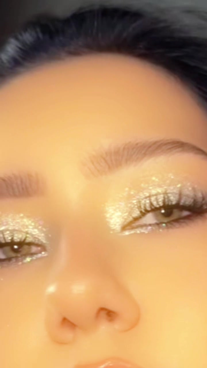 @LILI