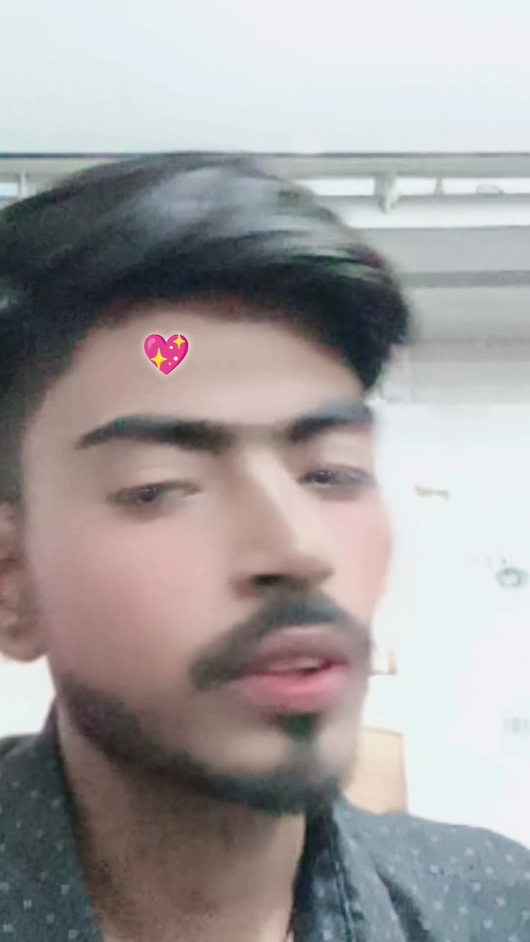 @تنہائی√•<🥺>
