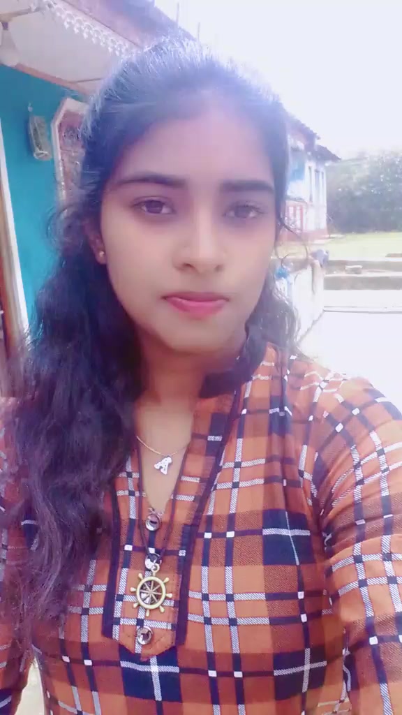 @💜abirami ( single girl )💜