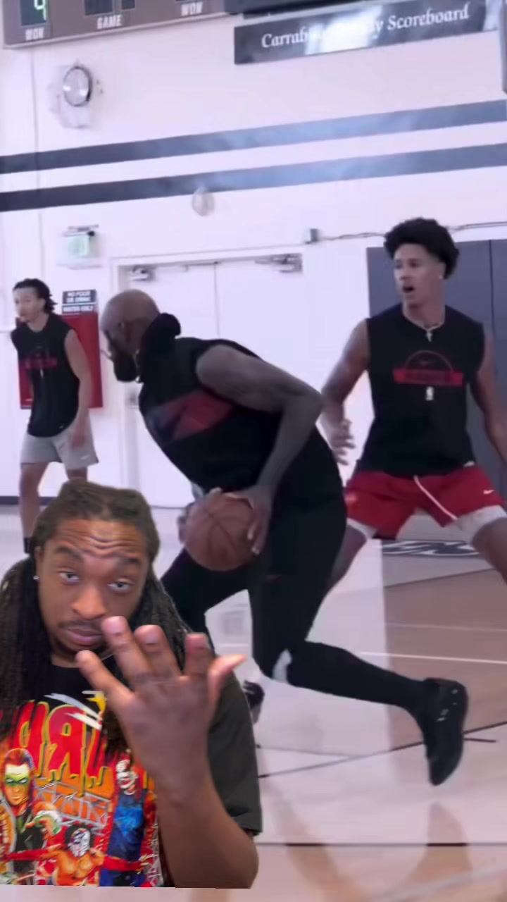 @KenLovesHoops