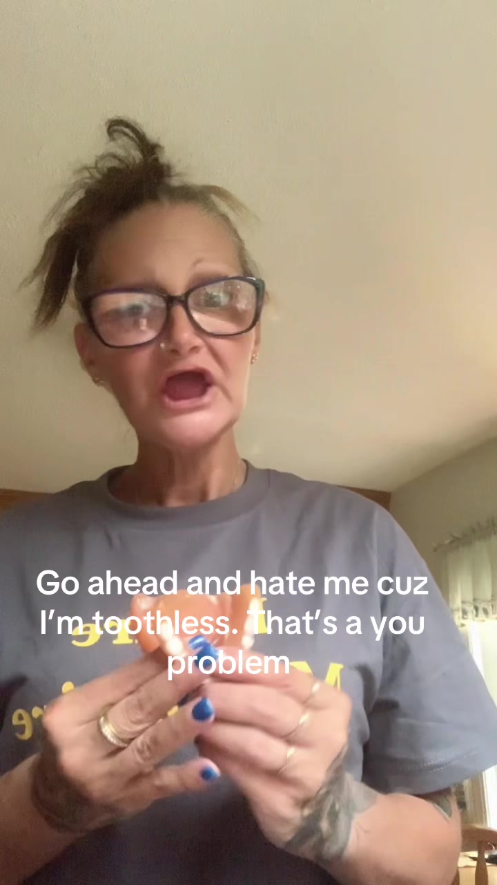 @Clickclackchiclets