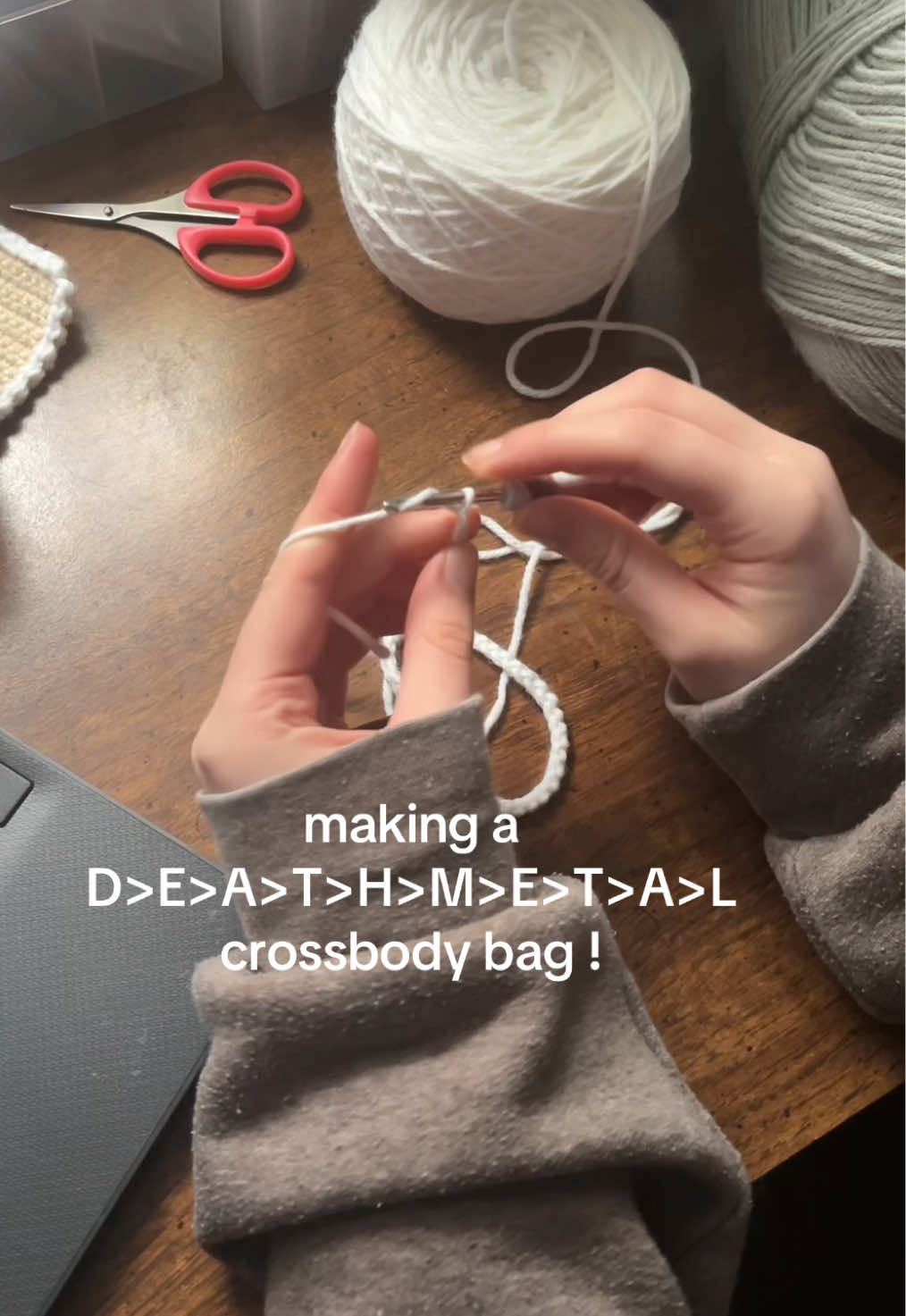 @hyukaknits