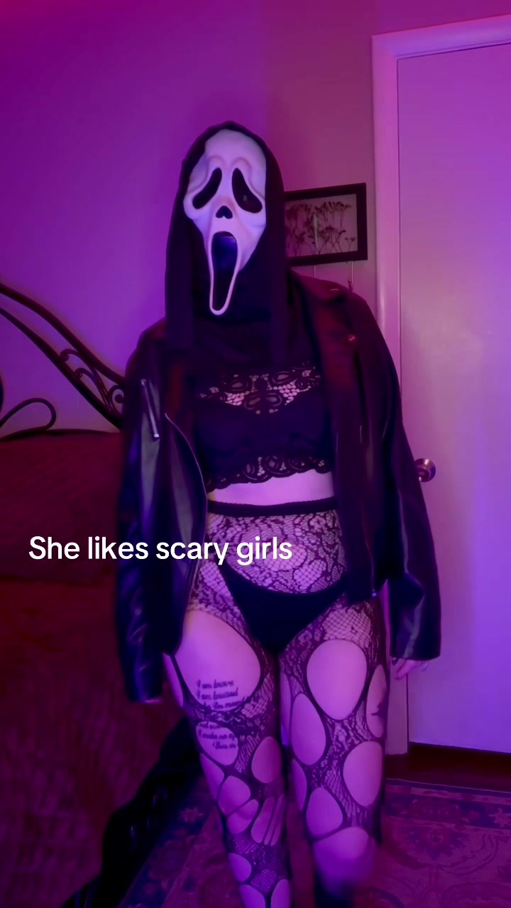 @Rhubi