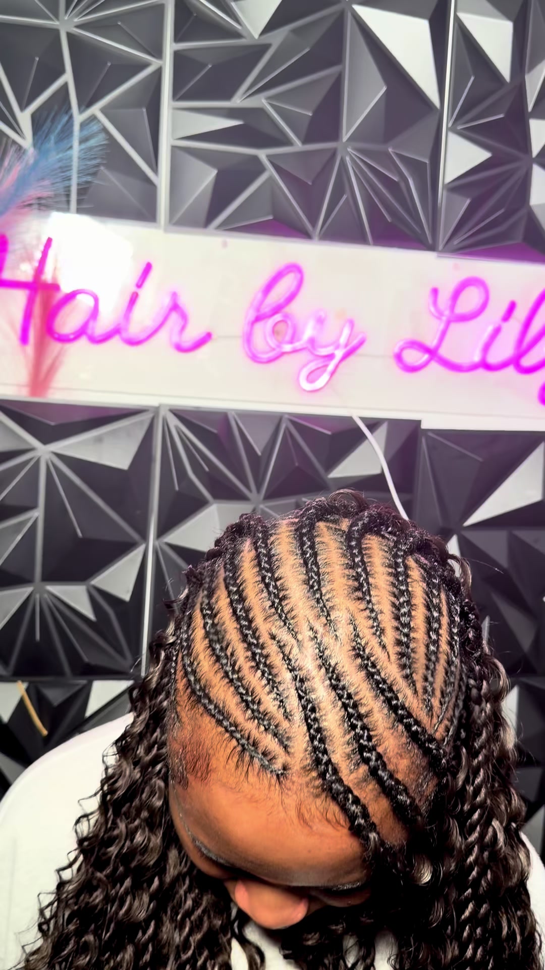 @Hairbylily Edmonton 🇨🇦