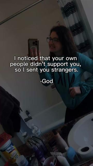 @Haley 💕 🖤〽️