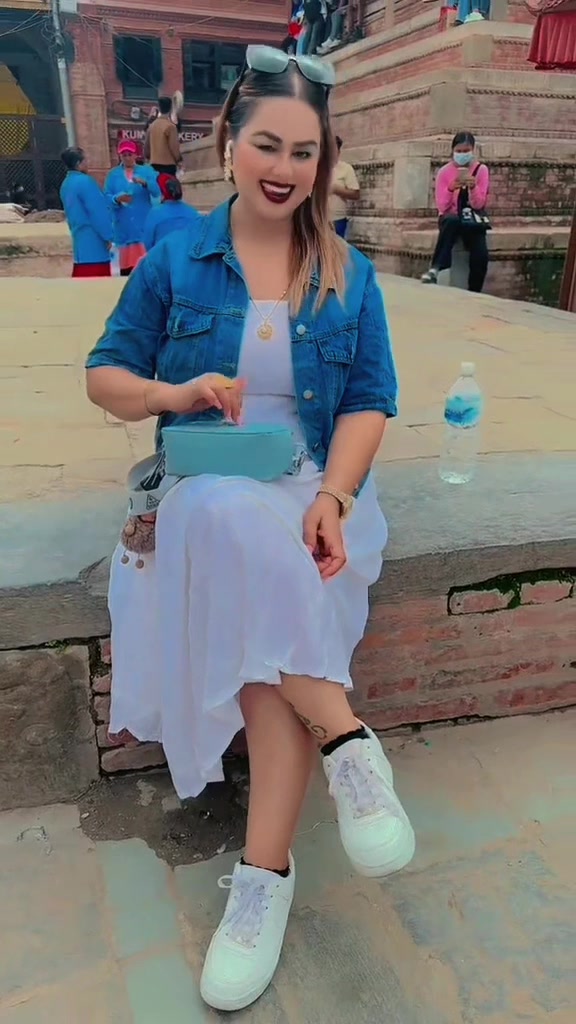@Radhika😍