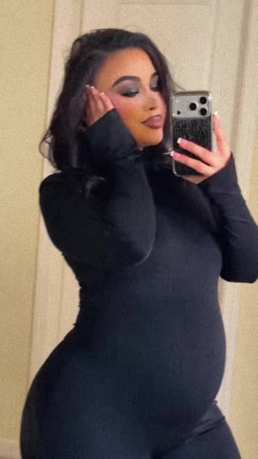 @Susie Dertsakyan
