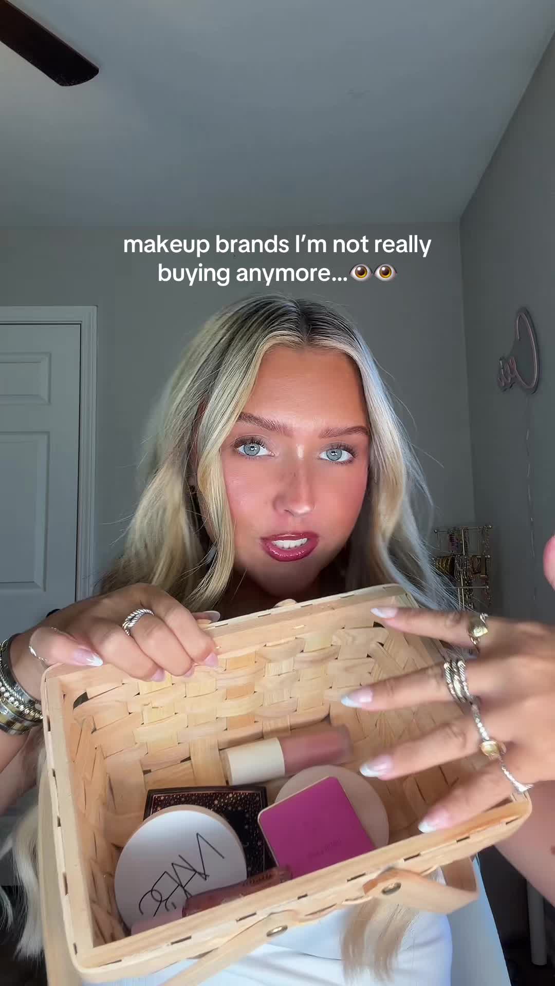 @abbygrayceee