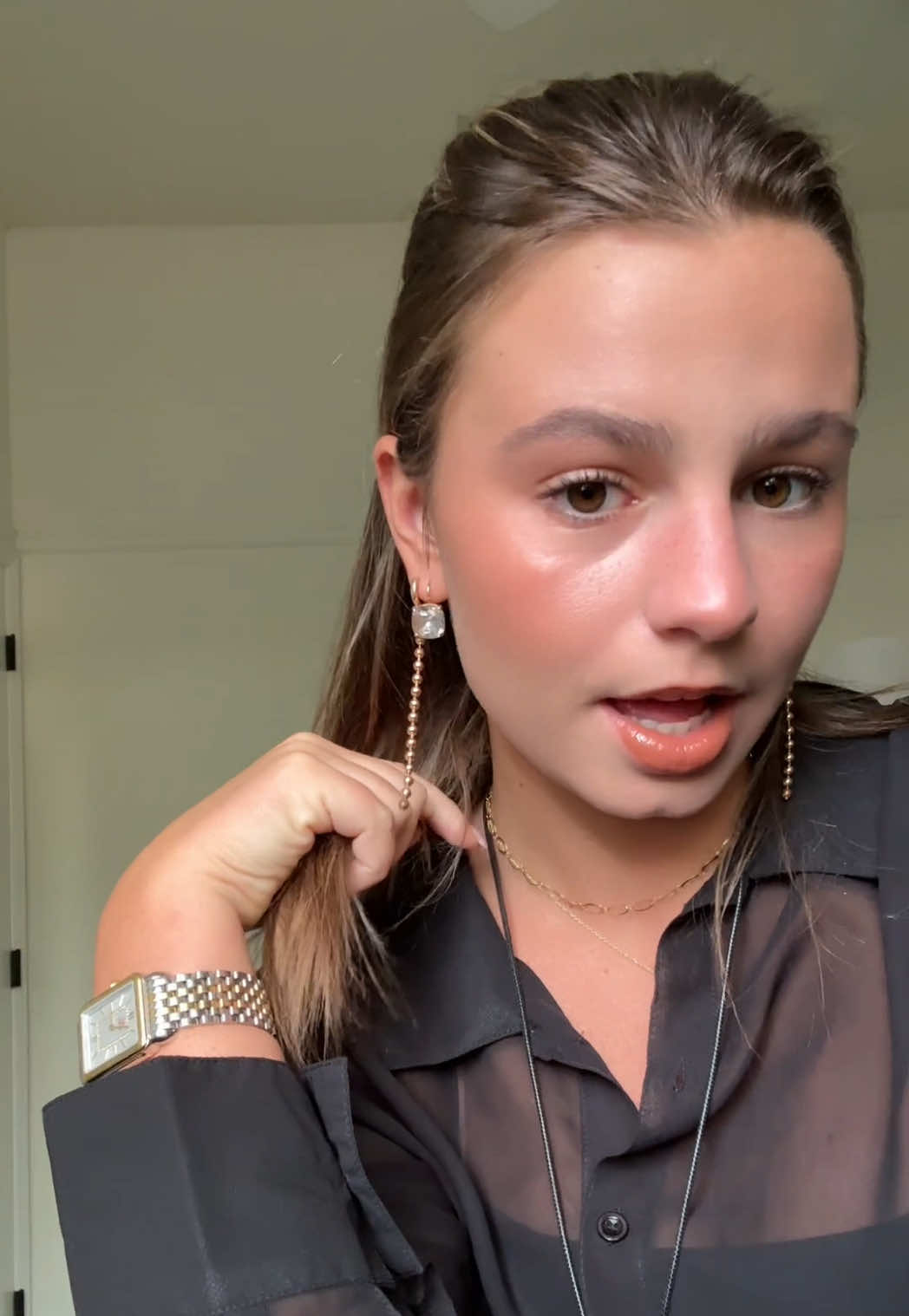 @oliviahudson