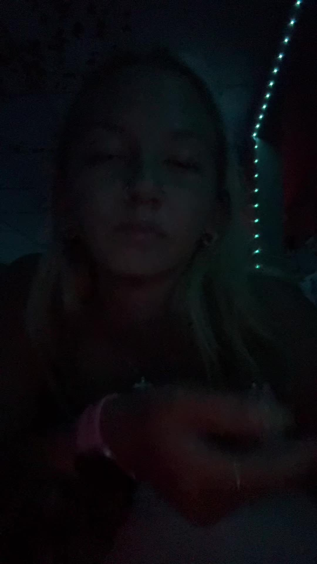 @izzy💋🦋🍒🍸