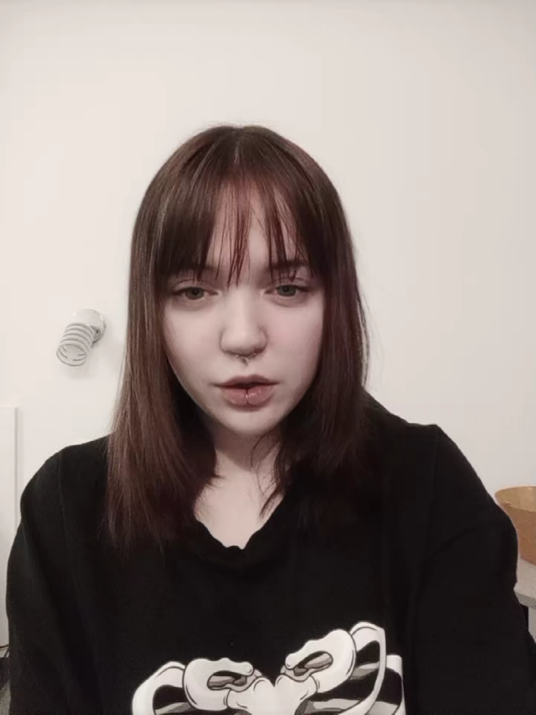 @<3
