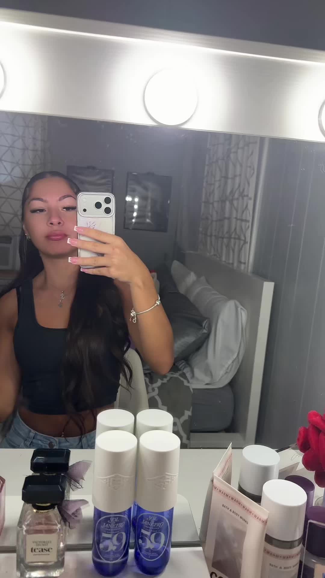 @𝐥𝐞𝐱💜