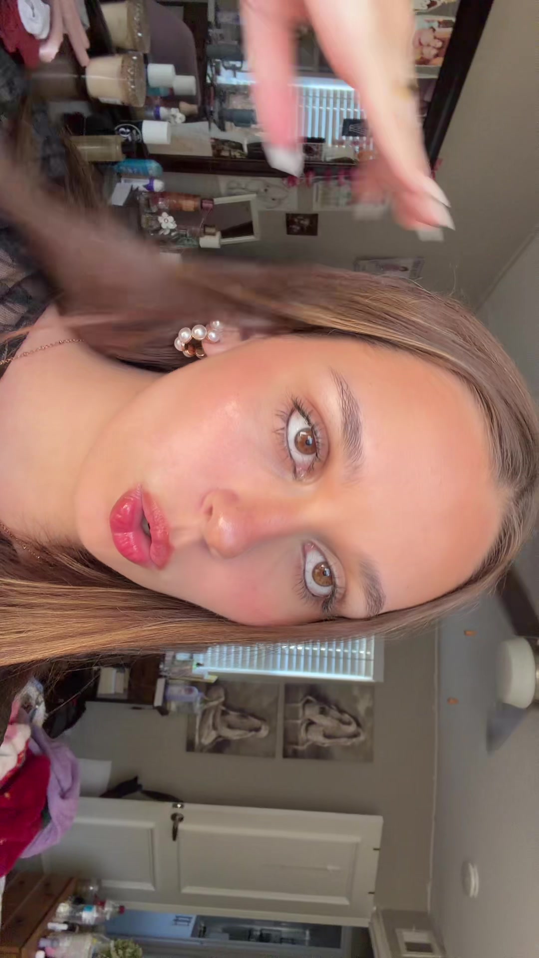 @g