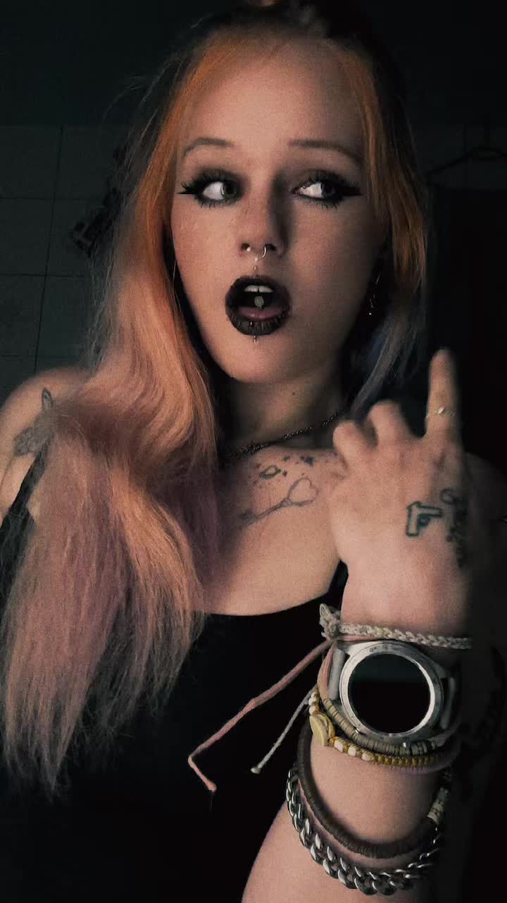 @👽Alien🧪Poison-🧙🏼&zwj;♀️Witch🌙