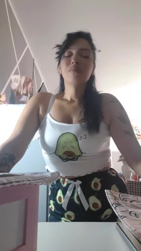 @__rosy3
