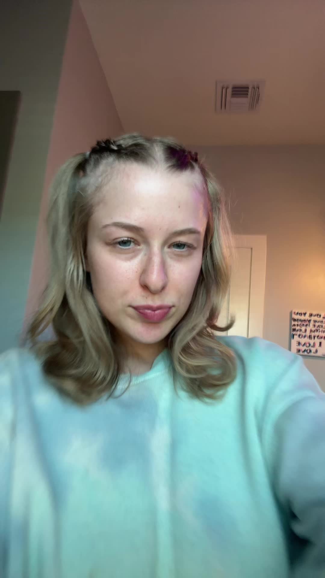 @Deedee