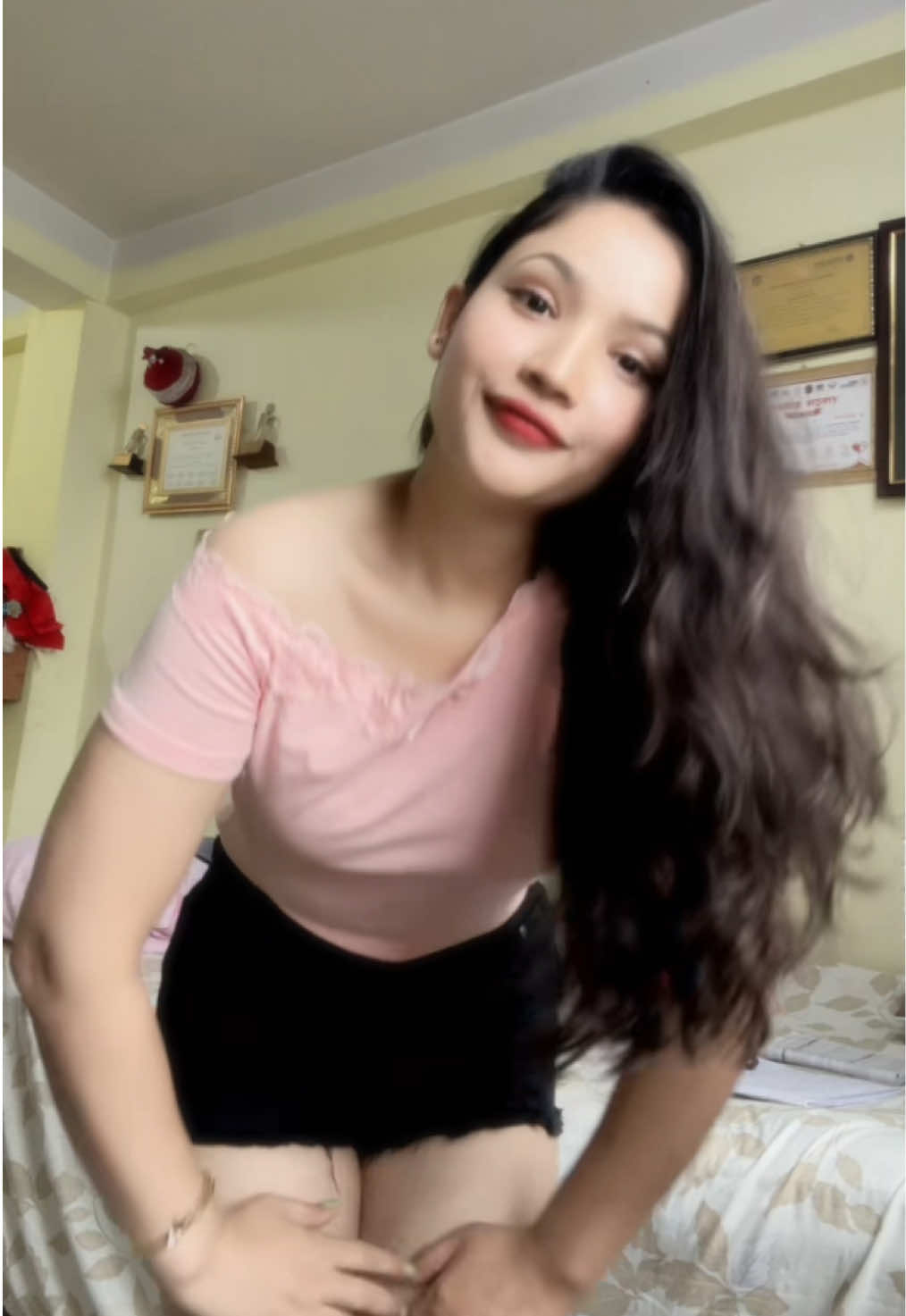 @Jharana✨