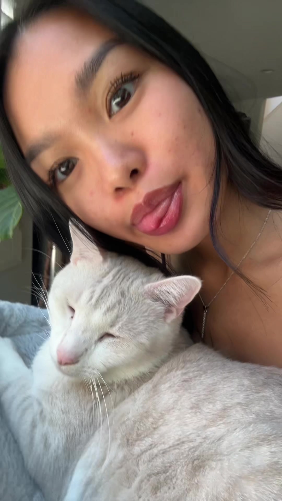 @chloe🦦