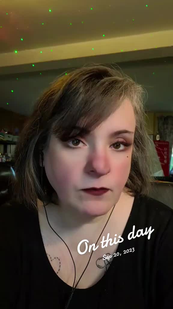 @KittyKatt♑️💜