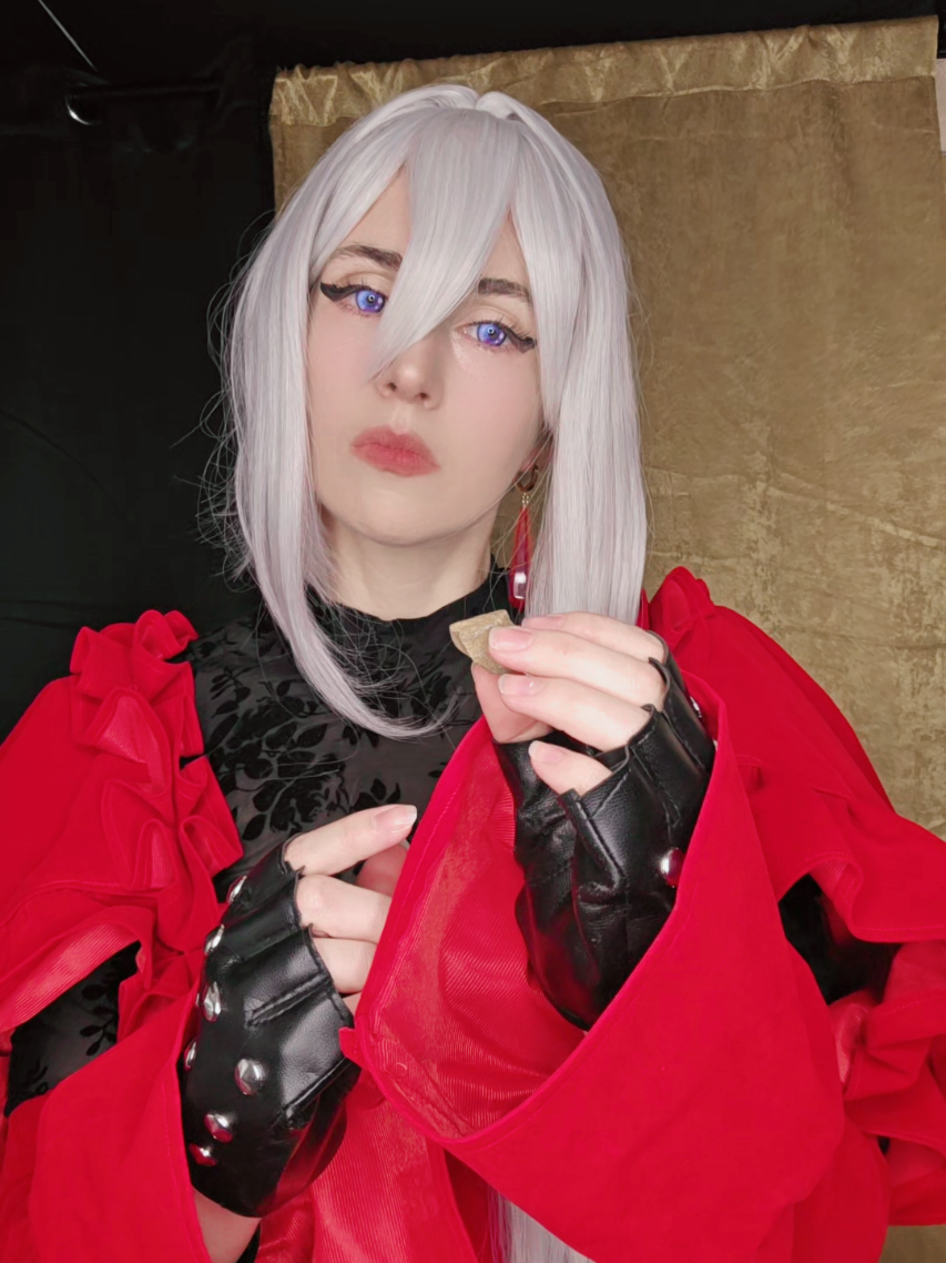 @🌙ᚠᚠWinterfirecosplayᚠᚠ🌙