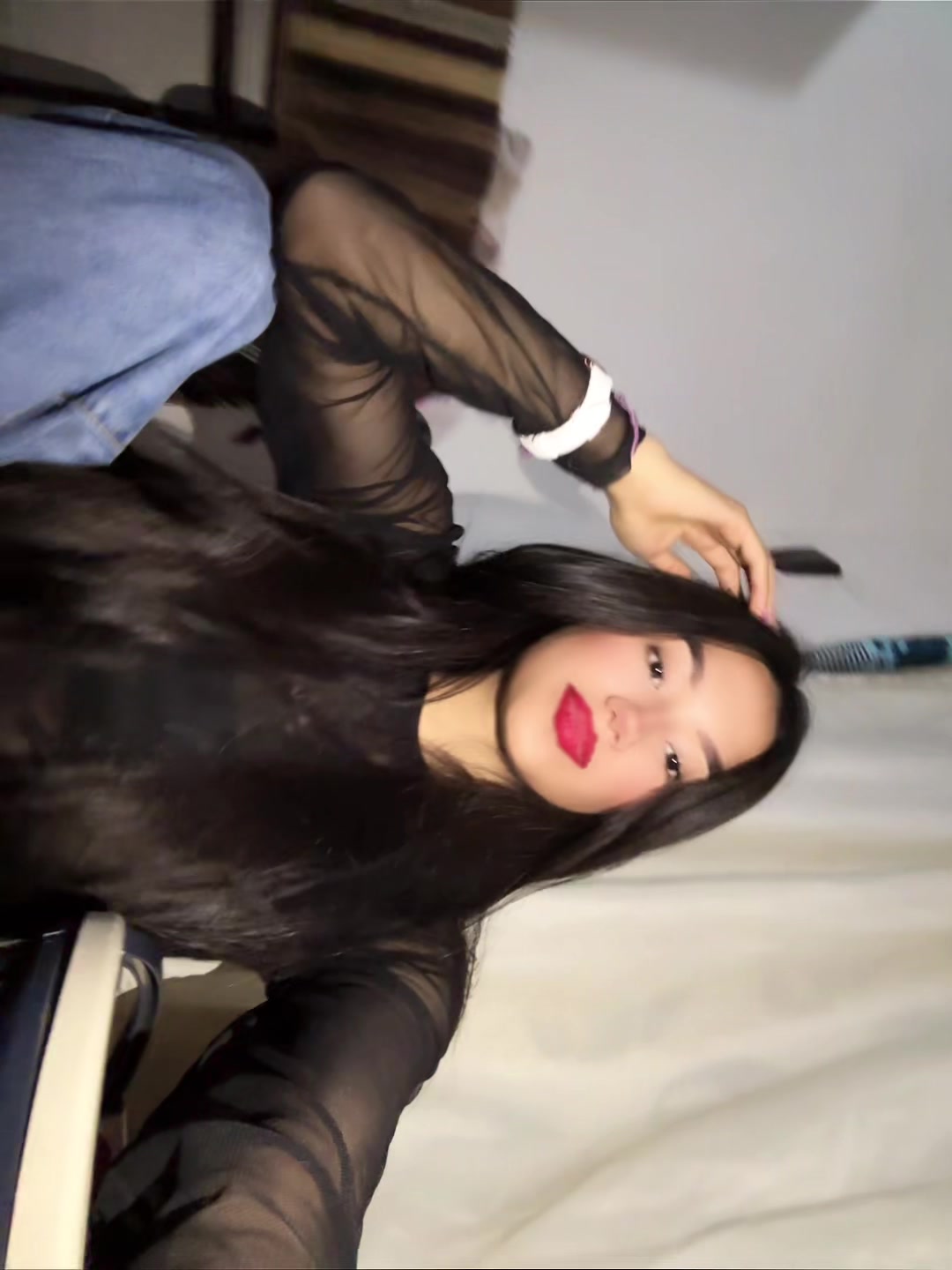 @Valeska🕷️