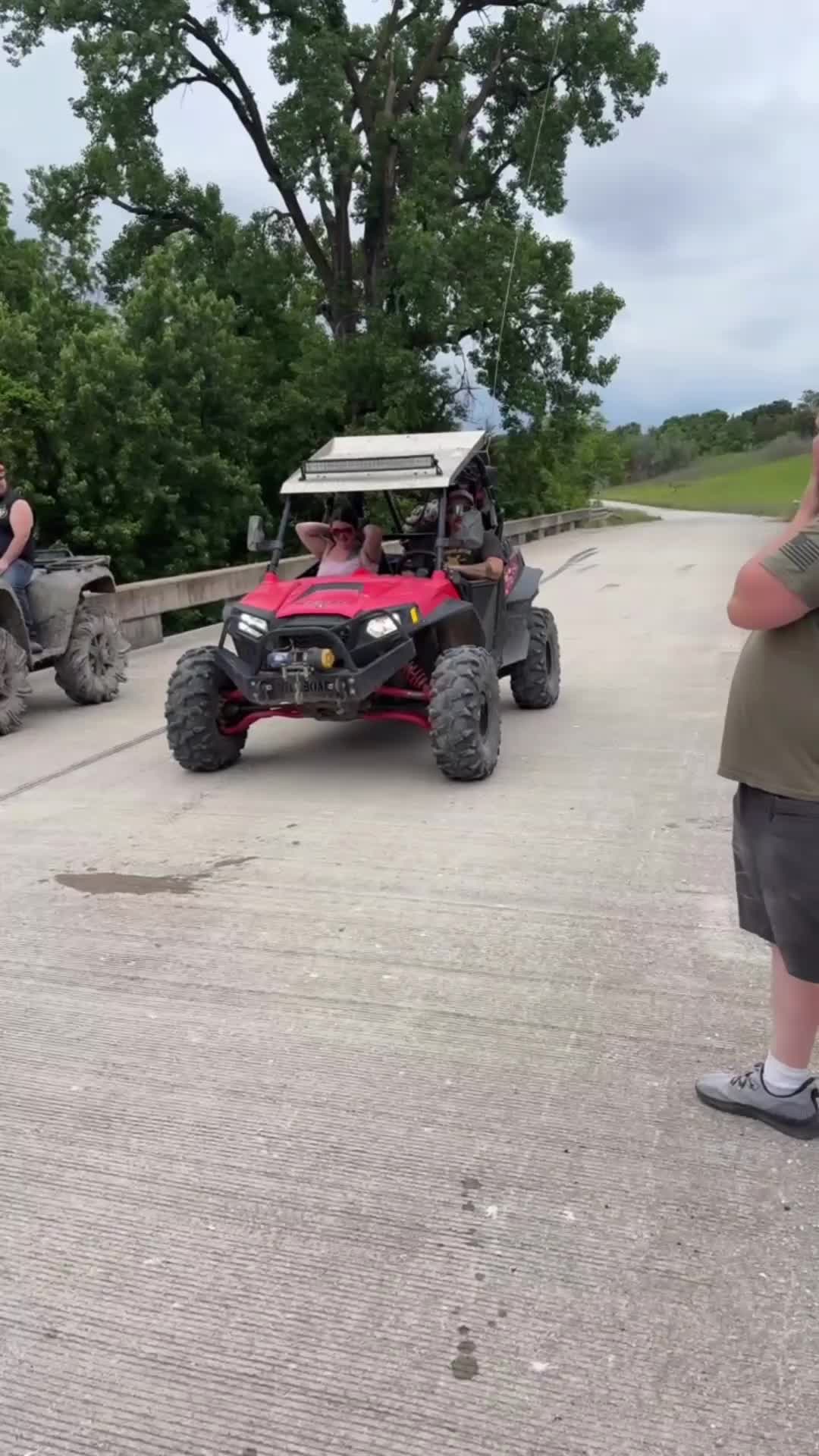 @catskinnerdean