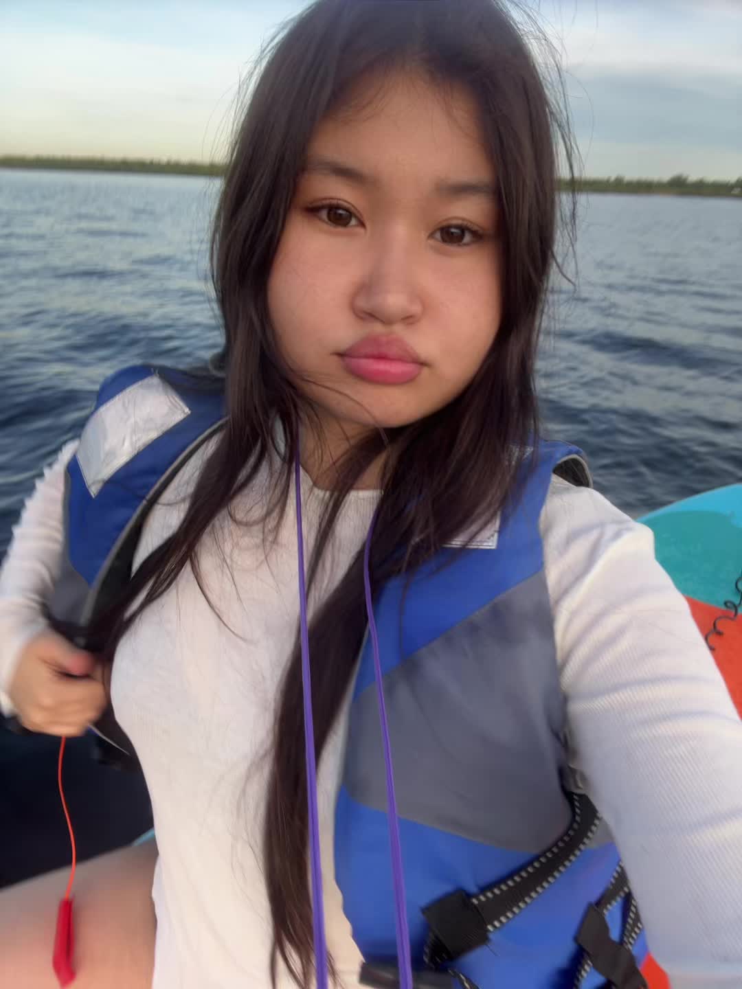 @098bv